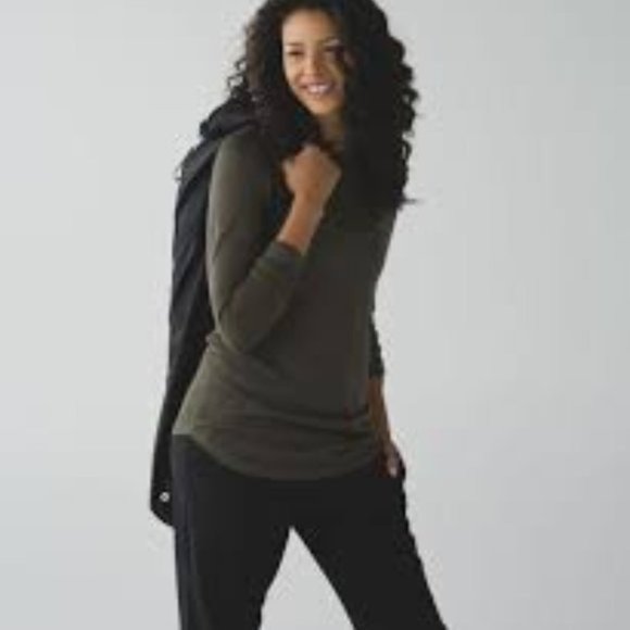 lululemon athletica Sweaters - Lululemon Sunshine Coast Cashmere Fatigue Green 12 Pullover Long Sleeve Sweater